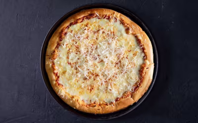 פיצה משפחתית 100% מוצרלה