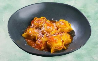 רביולי מסקרפונה בחמאת עגבניות