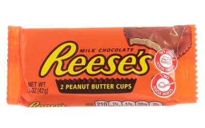 חטיף בטעם שוקולד ממולא קרם בוטנים