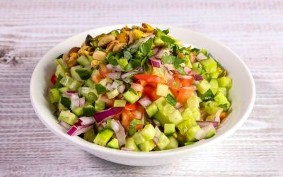 סלט ישראלי גדול