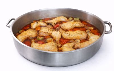 עוף עם קישואים 