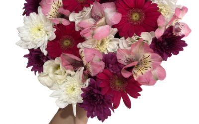 סידור לב פרחים