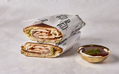 טוסט נקניק אקסטרה