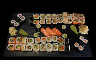 КК: "Праздник вкуса" (подается на плате) 