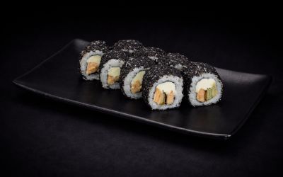 CC: Roll "Tokyo" as a gift when ordering from 200 nis