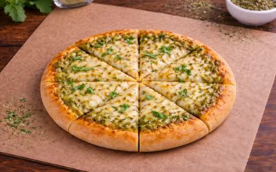 פיצה פסטו מוצרלה M