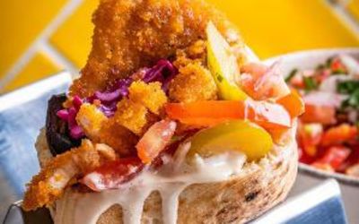 שניצל בפיתה