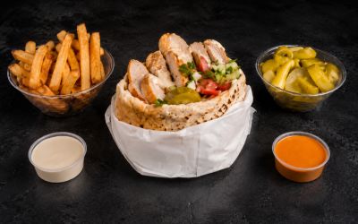 פיתה חזה עוף עסקית 