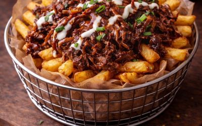 ציפס חם עם אסאדו ורוטב צ׳יפולטה