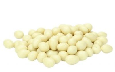 שקד מצופה שוקולד לבן 100 גרם