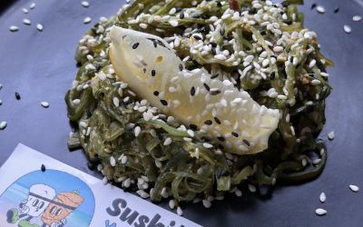 סלט עם צ’וקה ורוטב אגוזים