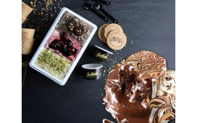 ארוחת סופלה ופנקייק עם יוגורט