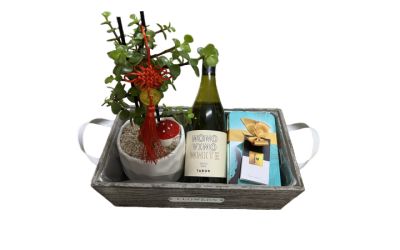 מארז עץ הכסף יין ושוקולד