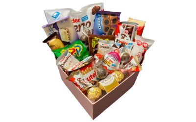 מארז לב שוקולדים ומארזים