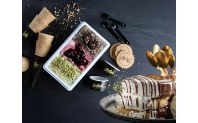 ארוחת פנקייק וגלידה קטנה 