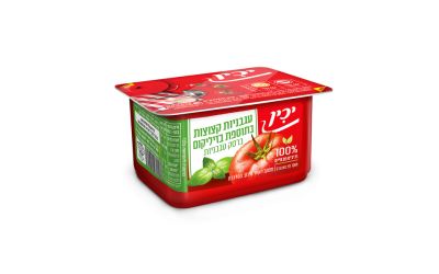 עגבניות מרוסקות ובזיליקום