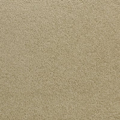 Accolade carpet by Fabrica