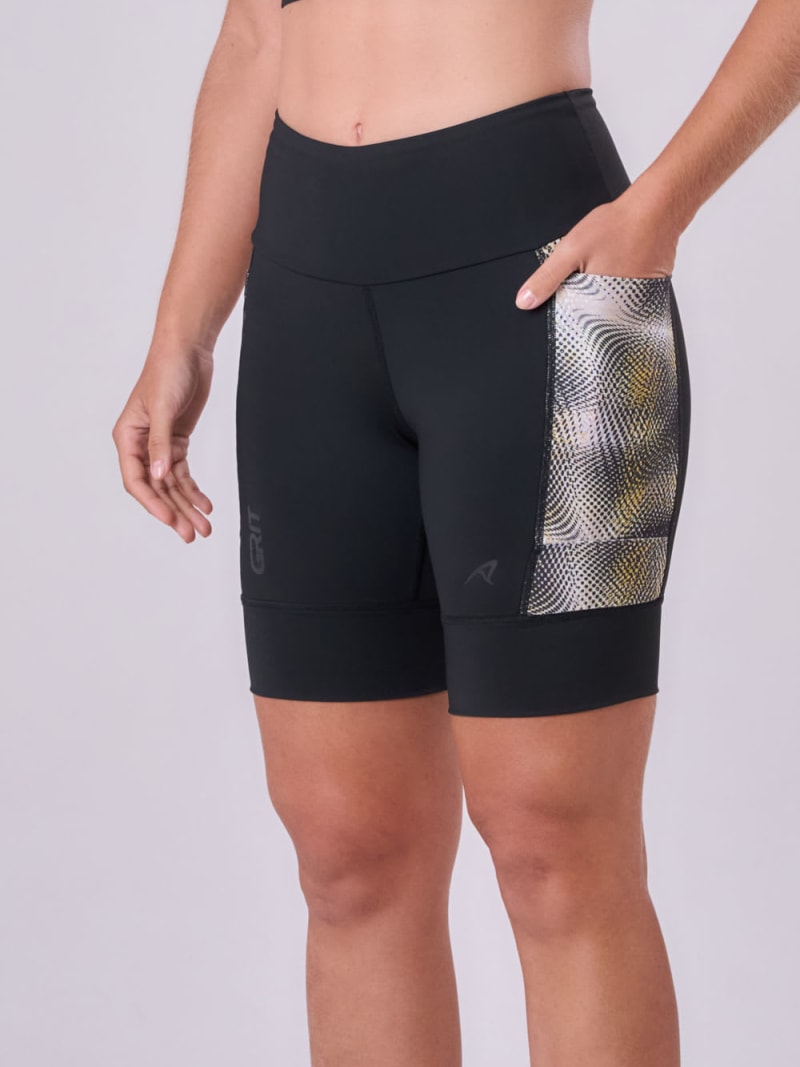 BERMUDA GRIT BOSSA 3 BOLSOS 18CM FEM IND PRETO/ESTAMPA 1