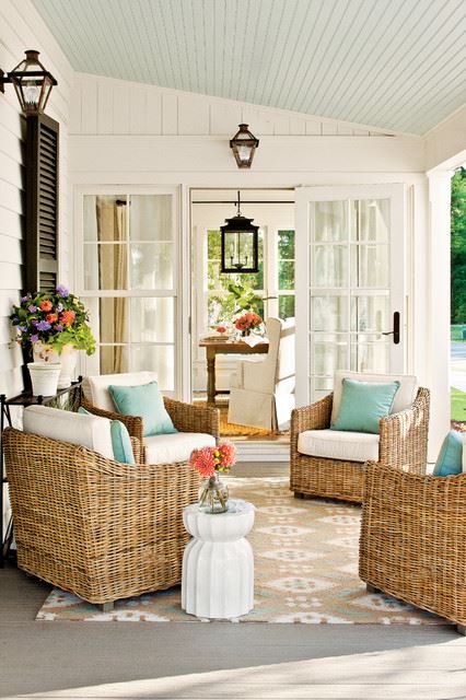 Wicker chair setting