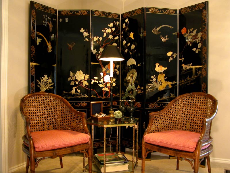 Chinese seating area In feng shui