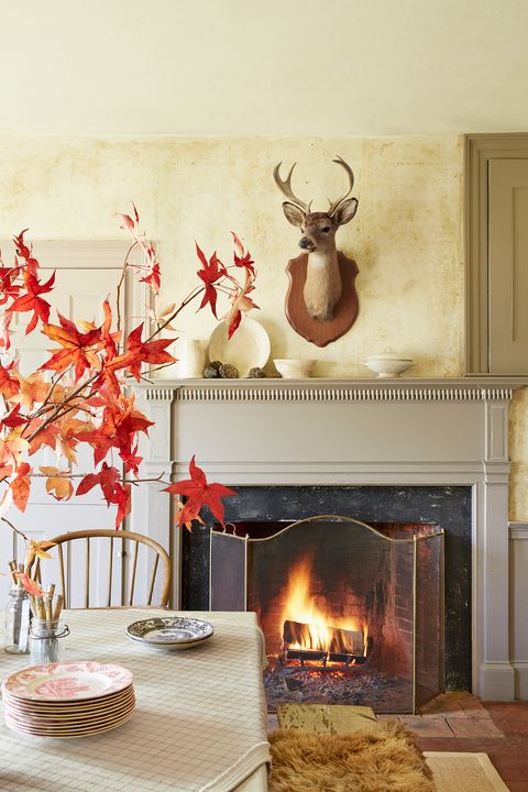 fall decorating ideas leaf arrangement