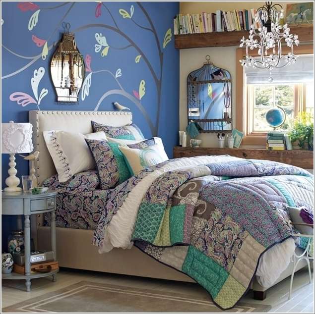 Hand drawn murals work just as well in a teens bedroom if there is a little artist in the family