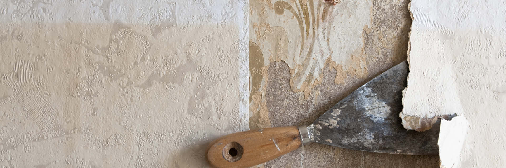 Here you see that you can simply wallpaper over existing wallpaper, some places had 5-6 layers backed on...lol