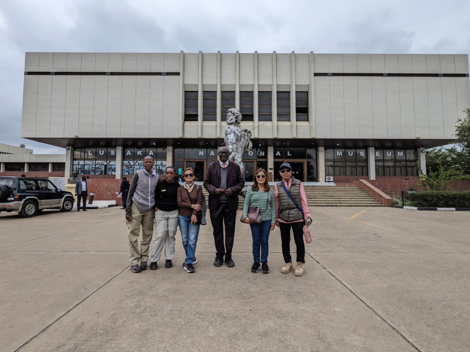 1天LUSAKA CITY、Lusaka Museum及KABWATA CULTURAL VILLAGE之旅