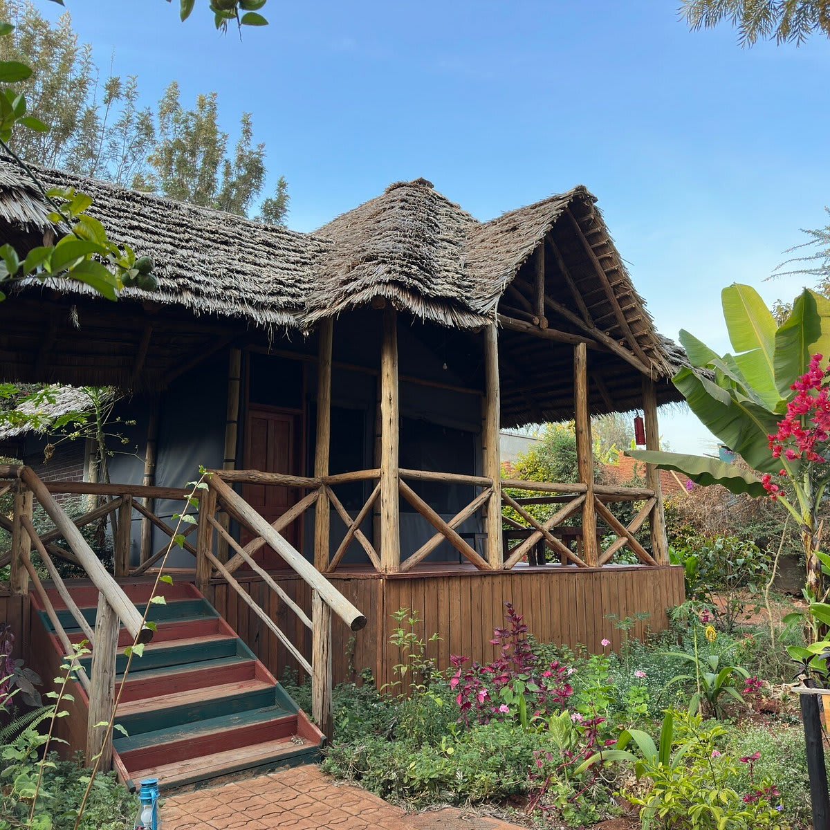 Njia Panda Tented Lodge and Campsite
