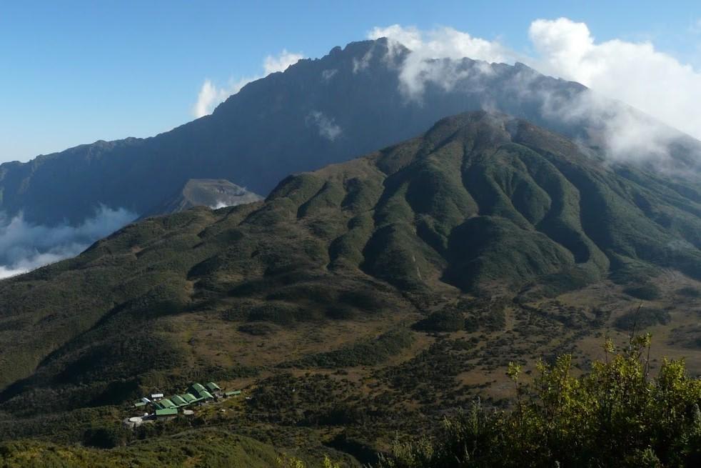 Tanzania's Ultimate Mountain & Beach Escape