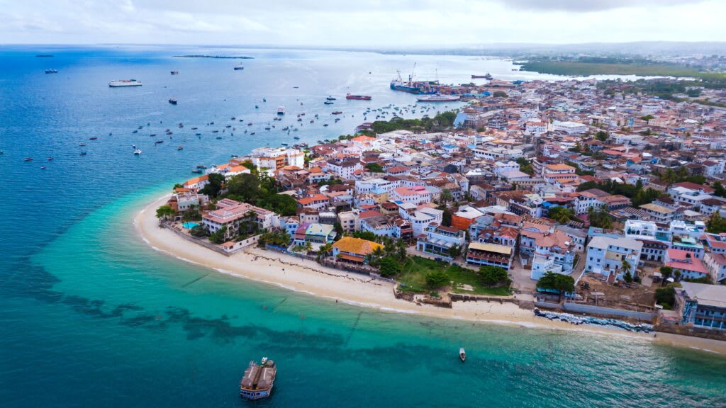 12-Day Ultimate Serengeti River Crossing & Zanzibar Getaway