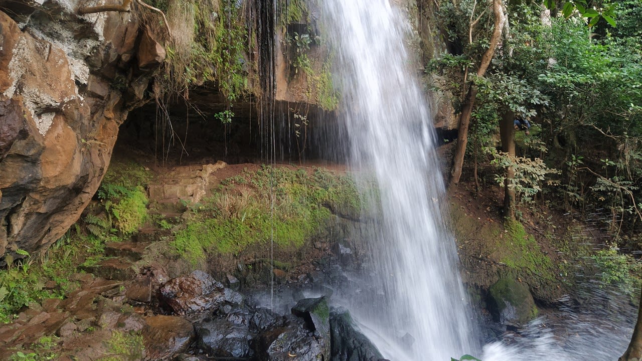 Manchewe Waterfalls