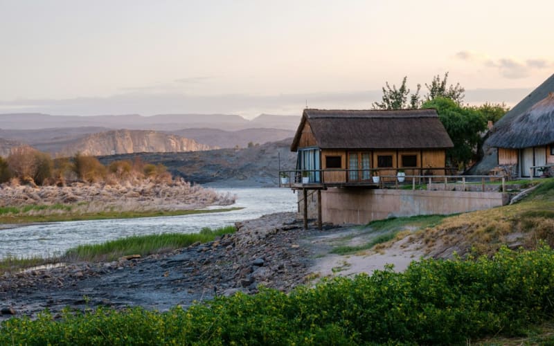 纳米比亚最佳豪华营地:2027年价格与预订