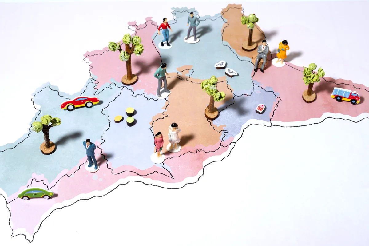 Colombia map regions natural diversity illustrated