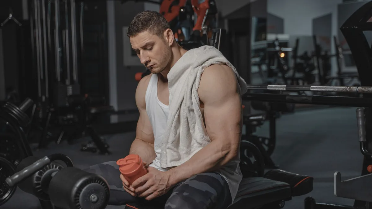 Creatina en el gimnasio: qué es, cómo funciona y qué podés esperar según la evidencia
