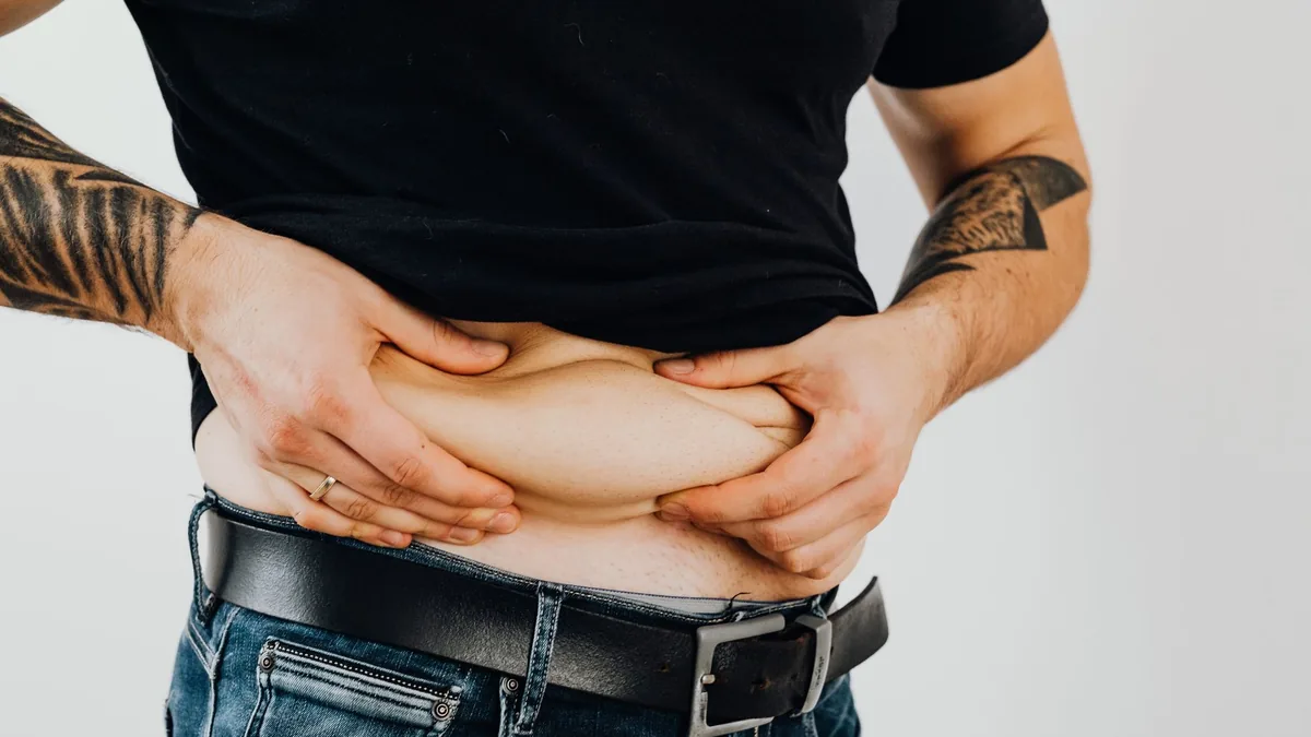 Por qué los hombres de 40 acumulan más grasa visceral