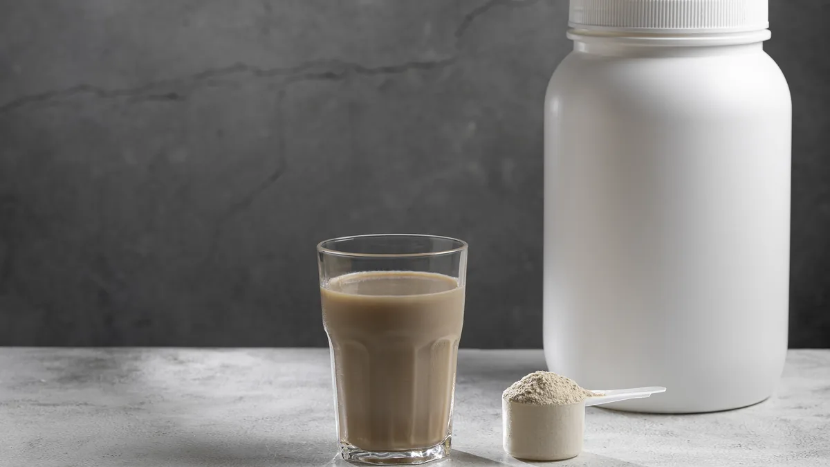 Proteína Whey para Bajar Grasa: Qué Dice la Evidencia y Cómo Sacarle Provecho