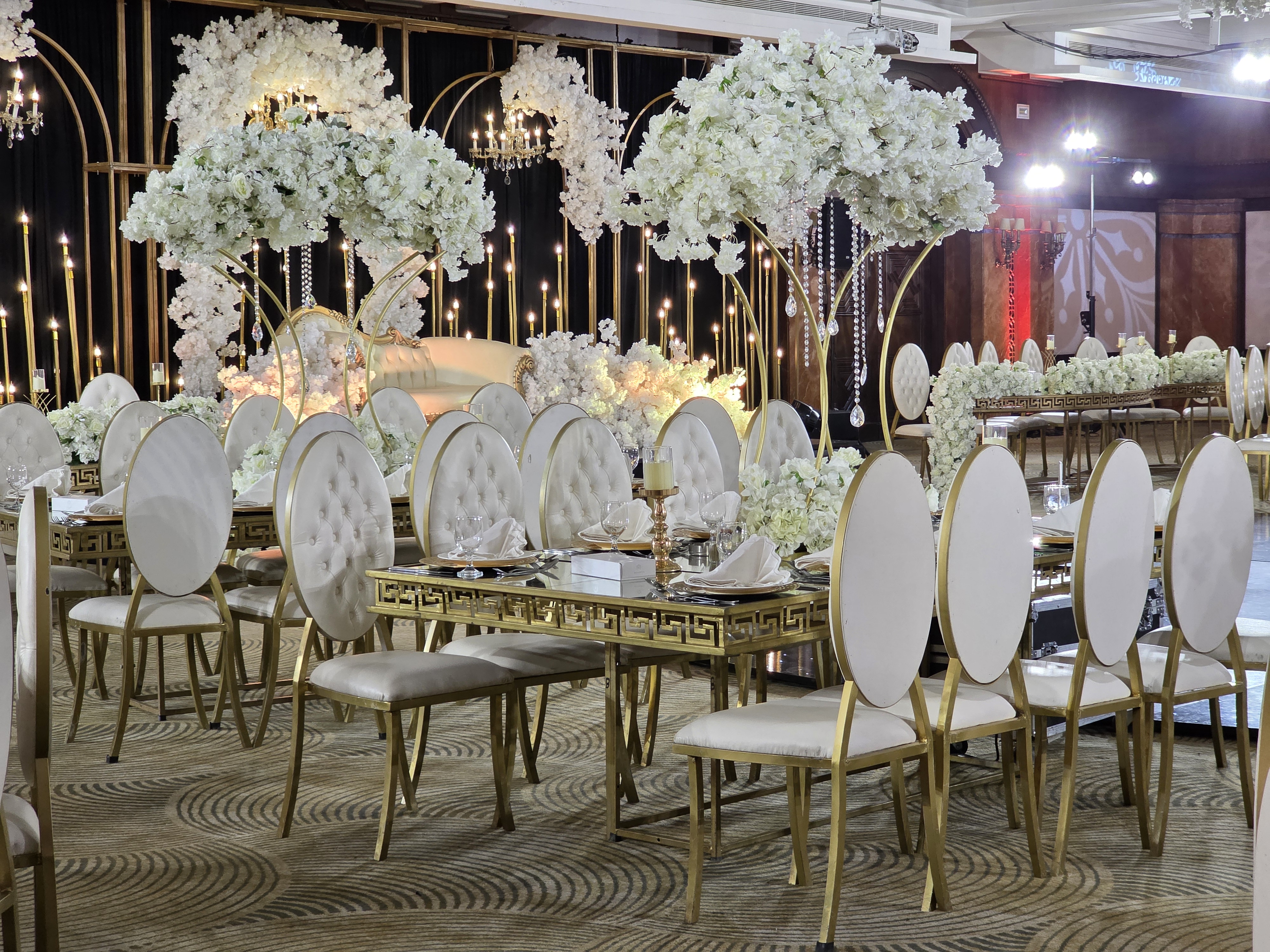 Luxury wedding decor in Damascus with flowers candles and elegant table setup