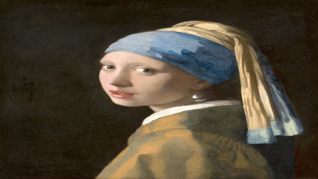 Girl with a pearl earring, Art by the painter Johannes Vermeer.