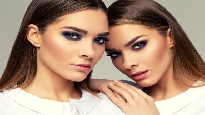 Two beautiful twin sisters (Look Like Celebrities).