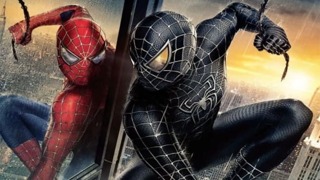 Spiderman and Venom jumping between buildings, in an official poster of a movie.