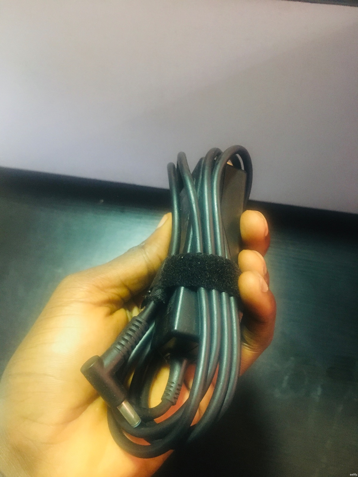 Direct follow come UK USED Laptop charger available for sale thumbnail 3