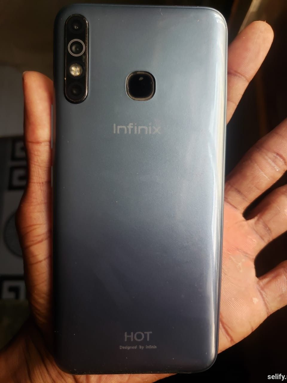 Infinix hot 8 thumbnail 2