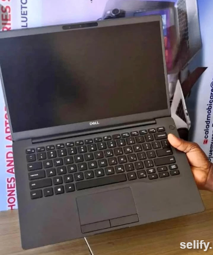NeatDell latitude 7400 intel core i7 8th gen - image 1