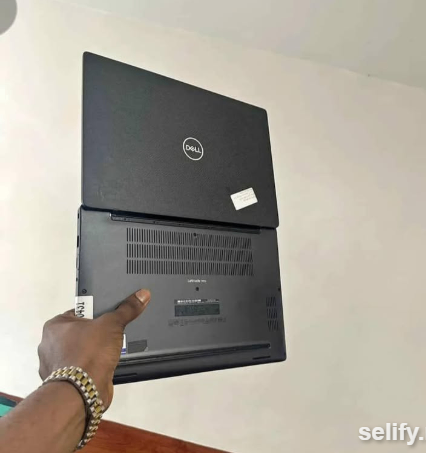 NeatDell latitude 7400 intel core i7 8th gen thumbnail 2