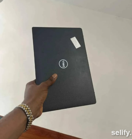 NeatDell latitude 7400 intel core i7 8th gen thumbnail 3