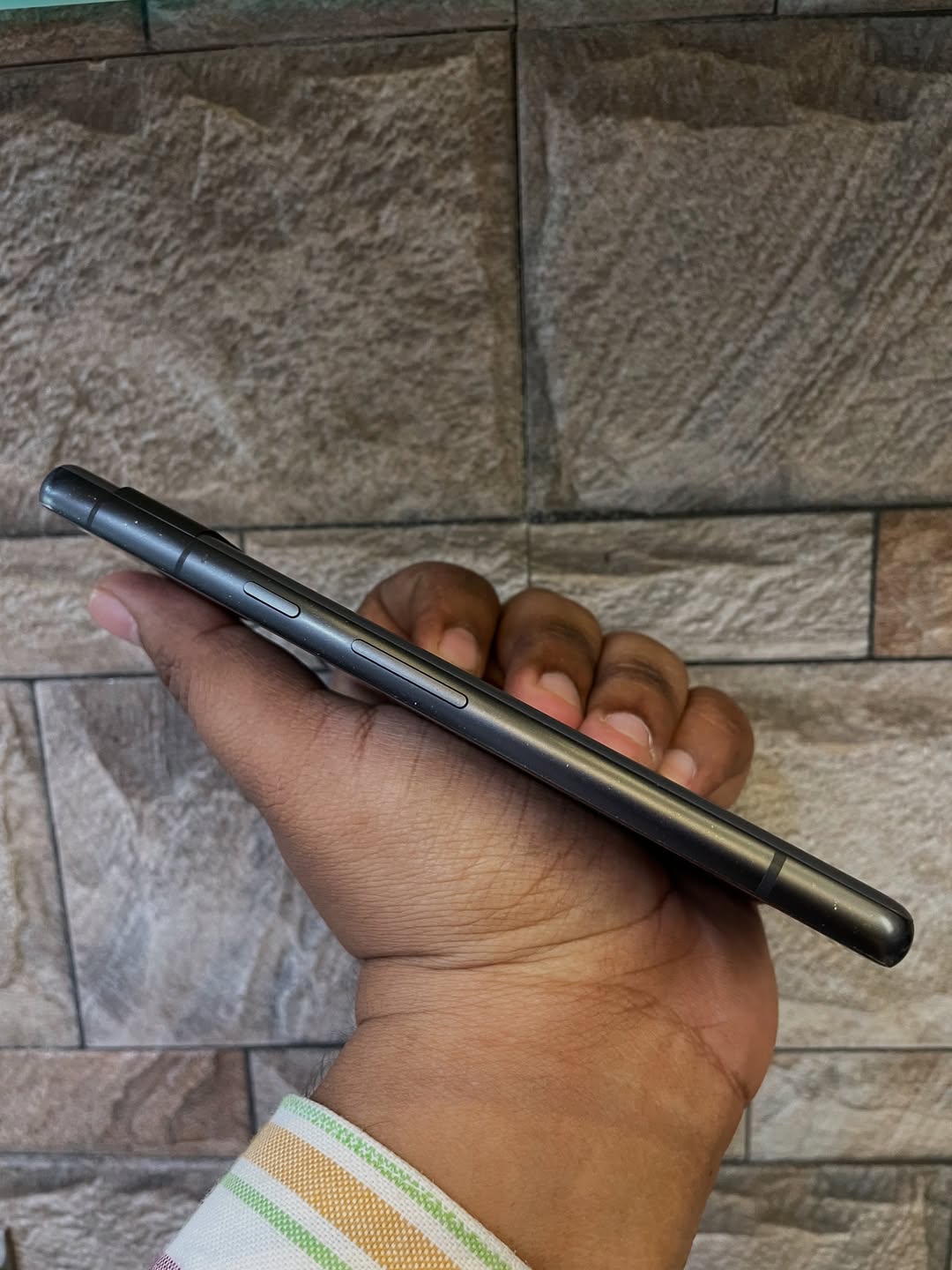 Pixel 7a  thumbnail 3