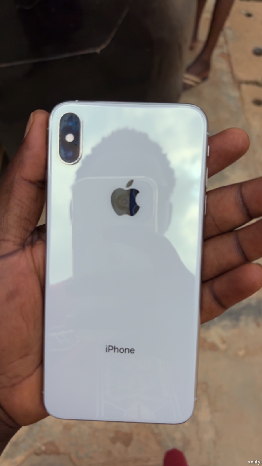 iPhone XS Max  - image 1