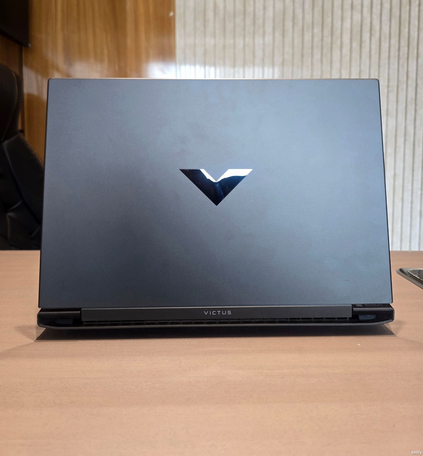 Victus 16