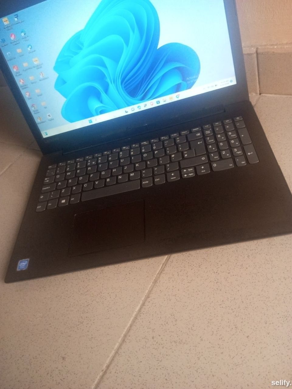Laptop Lenovo IdeaPad 320 12GB Intel Core i3 HDD 500GB thumbnail 3